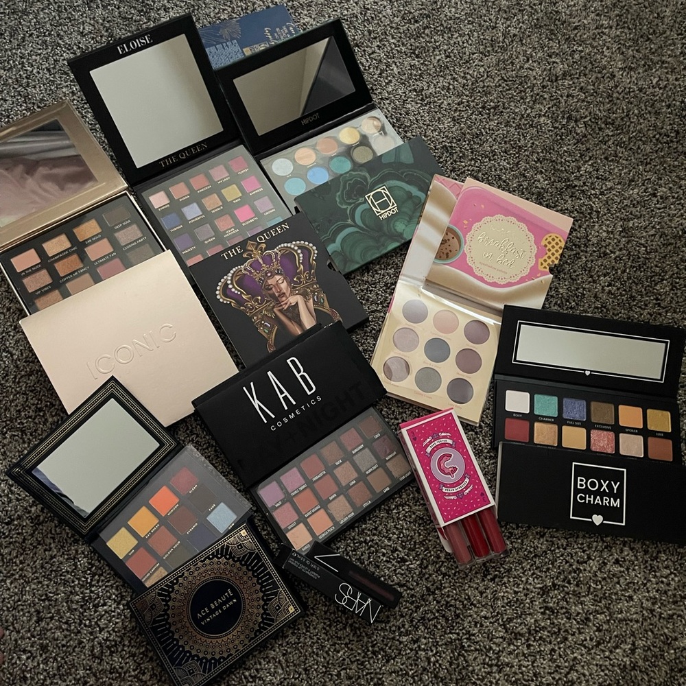 Never been used Brand New Eye Shadow Palettes